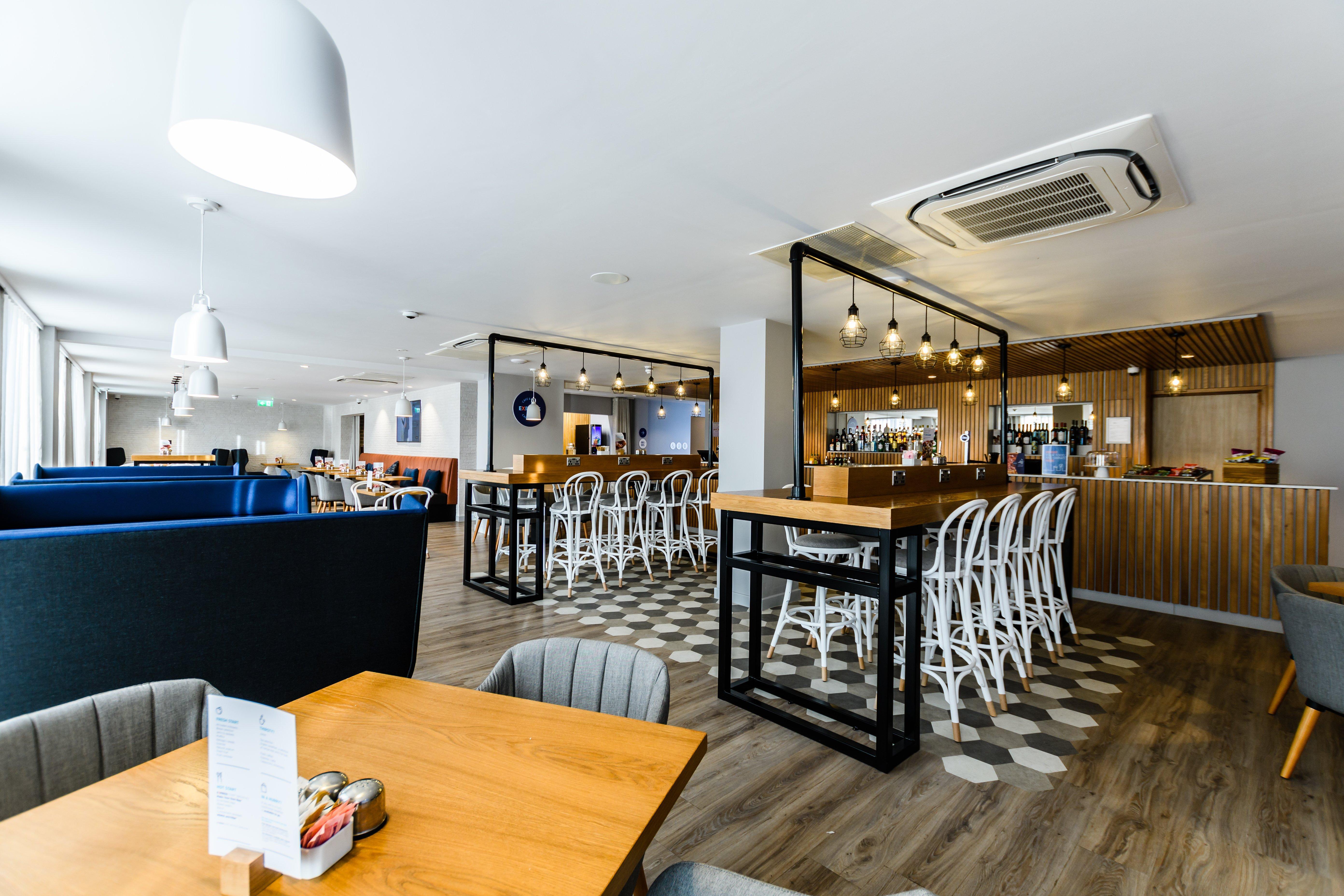 Holiday Inn Express - Wigan By Ihg Luaran gambar