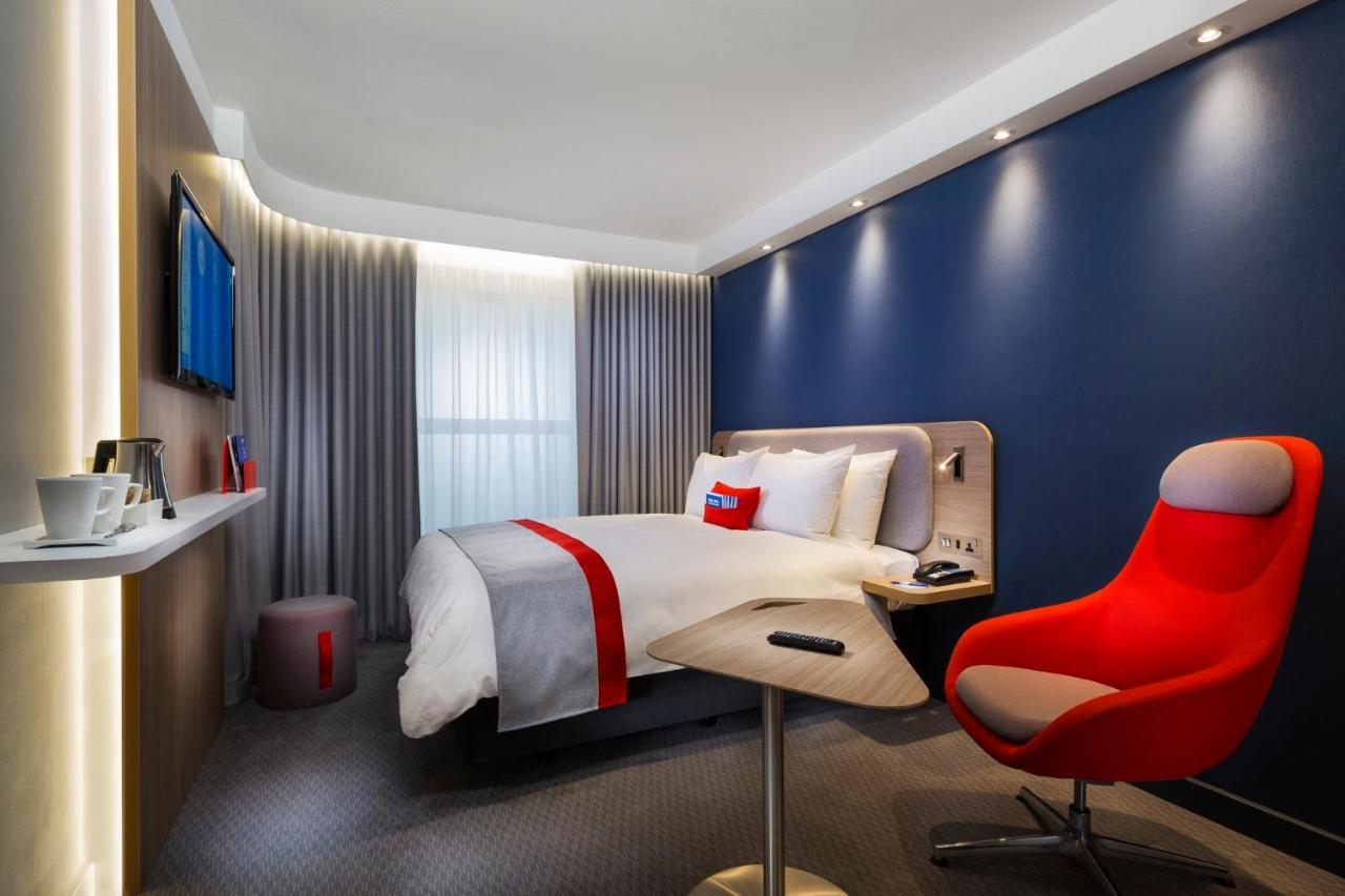 Holiday Inn Express - Wigan By Ihg Luaran gambar